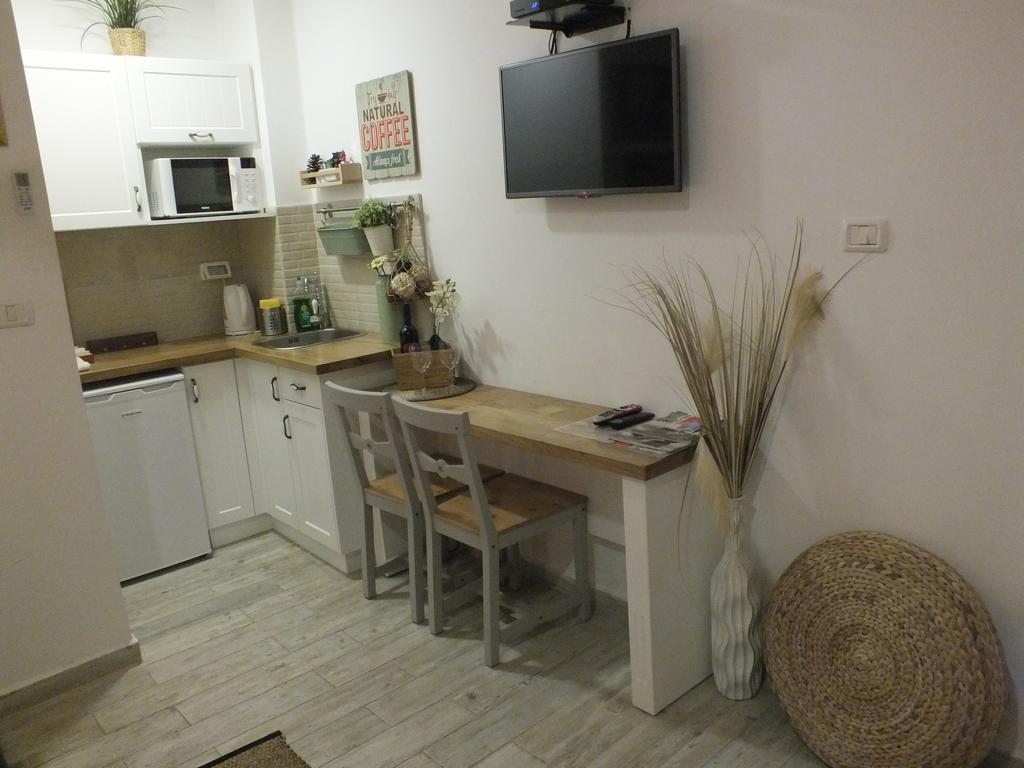 Ferienwohnung Banker'S Boutique Haifa Zimmer foto
