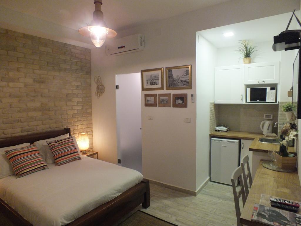 Ferienwohnung Banker'S Boutique Haifa Zimmer foto